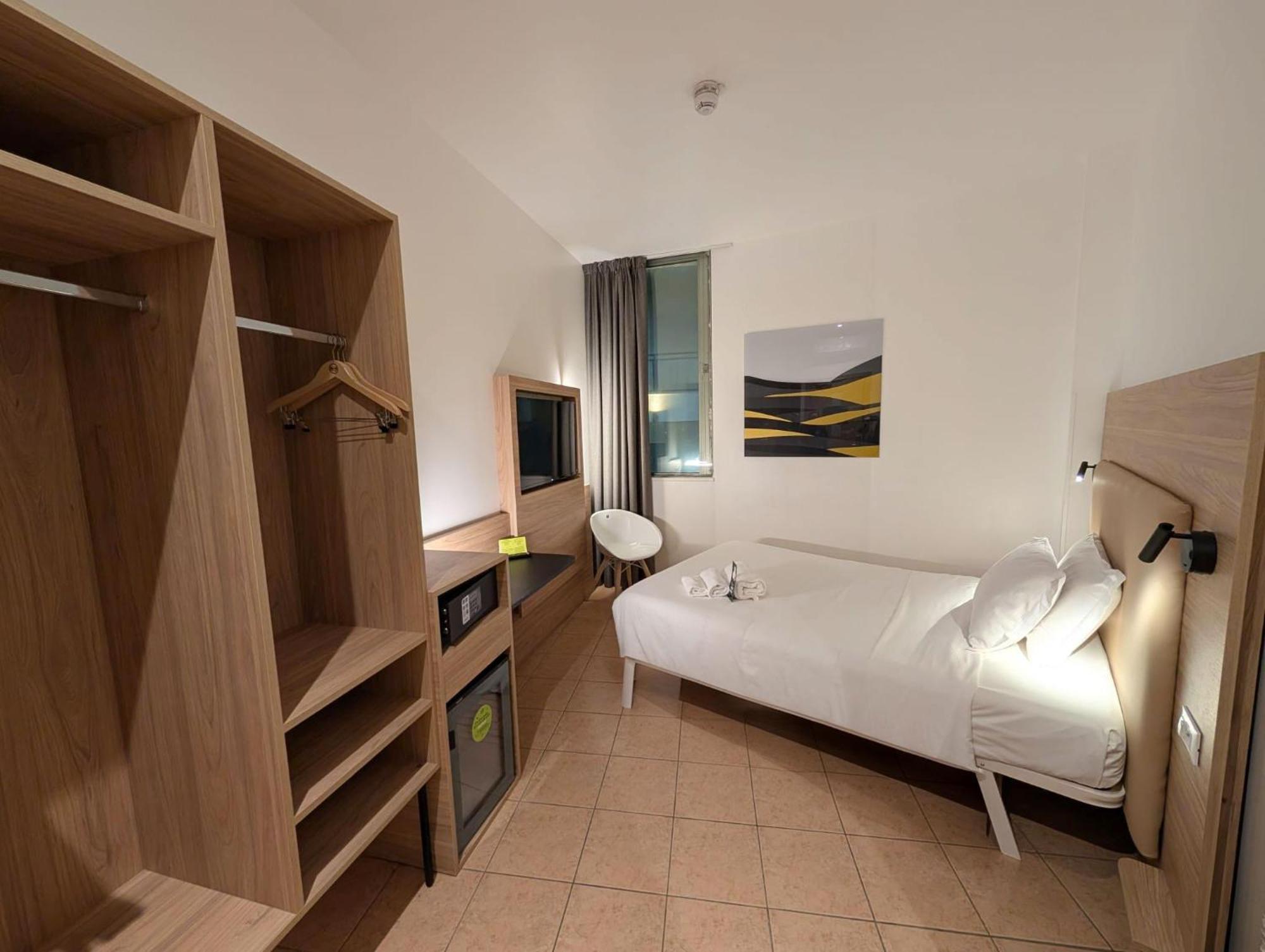 B&B Hotel Pomezia Roma 외부 사진